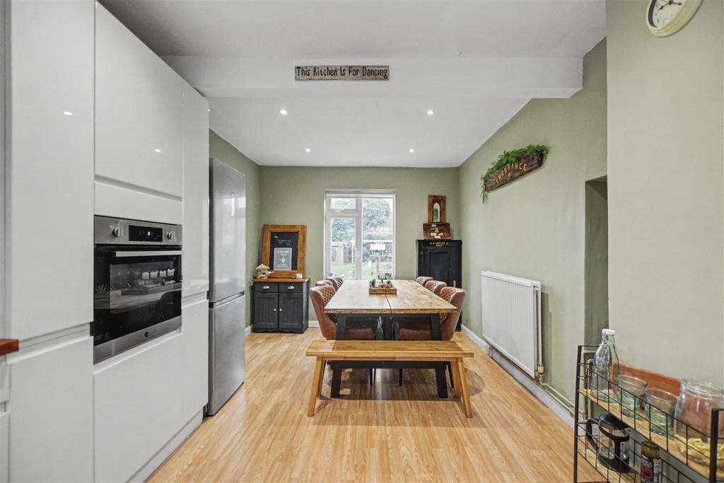 Kitchen Diner 3.jpeg