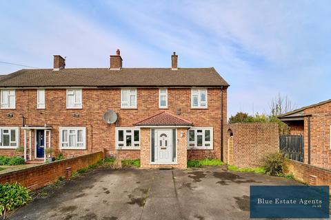 undefined, Ringway, Southall, UB2