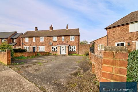 undefined, Ringway, Southall, UB2