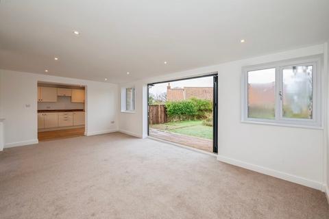 3 bedroom detached bungalow for sale, Broadwood Close, Norwich NR11