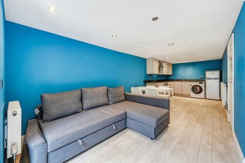 undefined, Torriano Avenue, Kentish Town