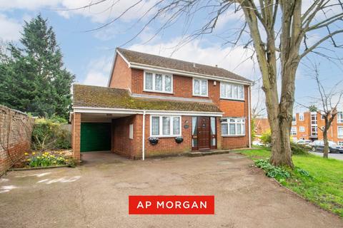 4 bedroom detached house for sale, Ibstock Drive, Stourbridge, West Midlands, DY8