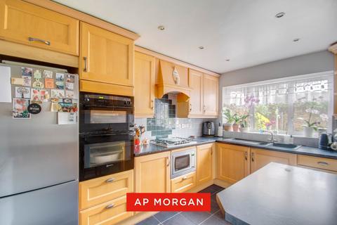 4 bedroom detached house for sale, Ibstock Drive, Stourbridge, West Midlands, DY8