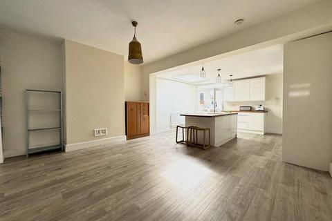 undefined, Winifred Street, Swindon SN3