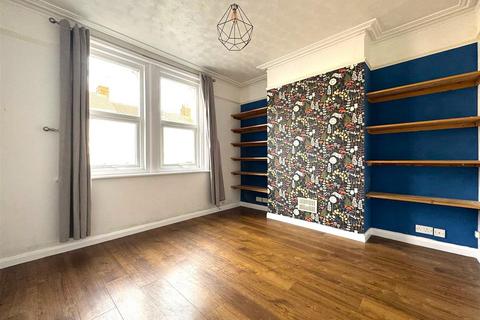 undefined, Winifred Street, Swindon SN3