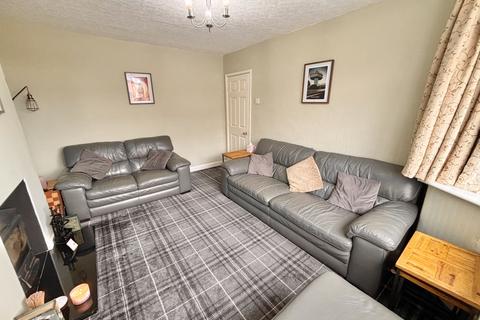 undefined, Avenue Road, Normoss FY3