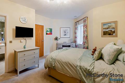 undefined, St. Johns Road, Loughton