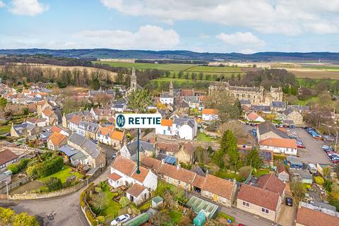 undefined, Wellbrae, Falkland, Cupar, Fife