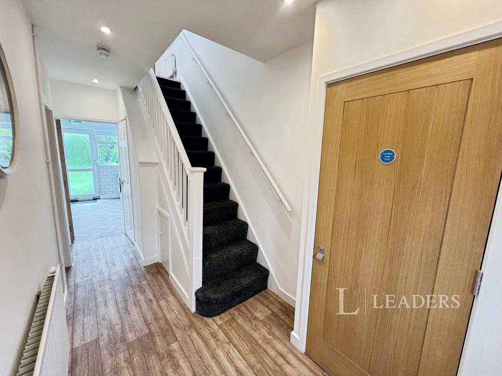 D29d8934-HALLWAY 201