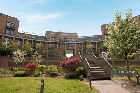 undefined, Royal Court, Croydon, CR0