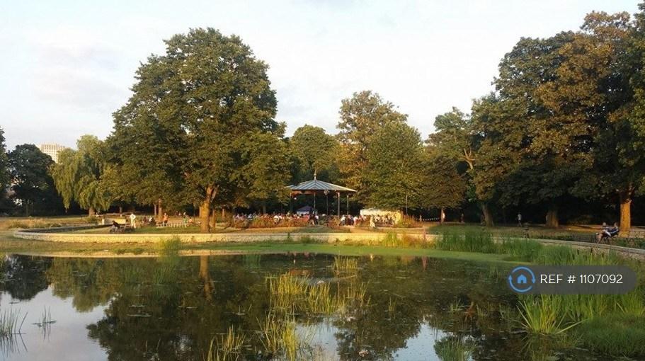 Wandle Park - 2 Min Walk Away