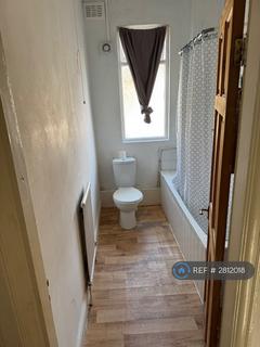 1 bedroom in a house share to rent, Liverpool, Liverpool, L13