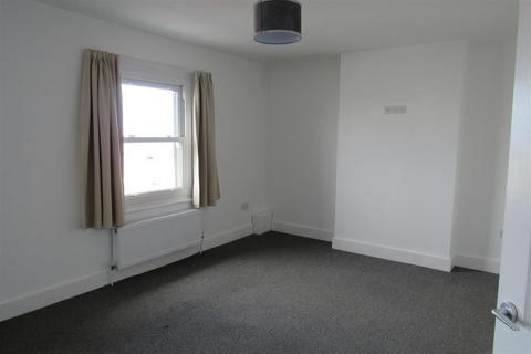 1 bedroom flat to rent, Central Parade, Herne Bay