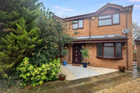 Adur Close, West End, Southampton
