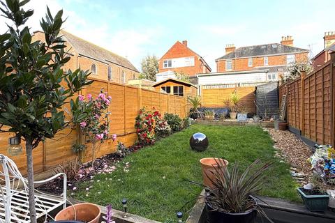 3 bedroom semi-detached house for sale, Orchard Road, East Cowes