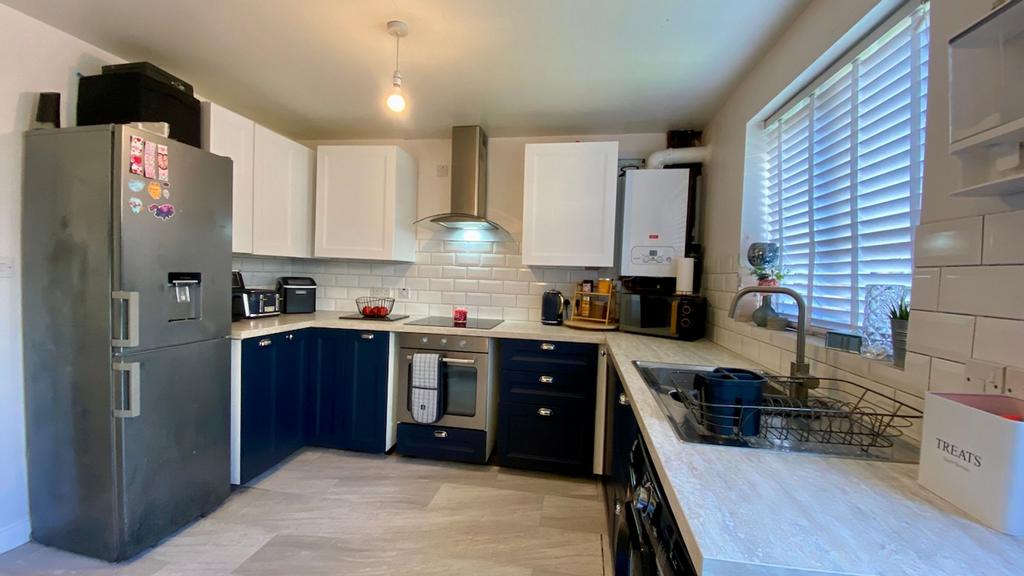 Kitchen/Dining