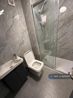 1 bedroom in a flat share to rent, Oban Terrance, Gateshead, NE10