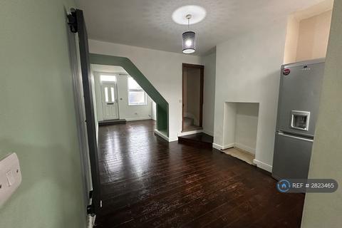 2 bedroom terraced house to rent, Gladstone Street, Market Harborough, LE16