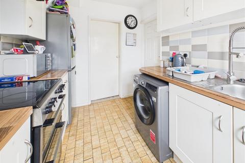 undefined, Angela Avenue, Potters Green, Coventry