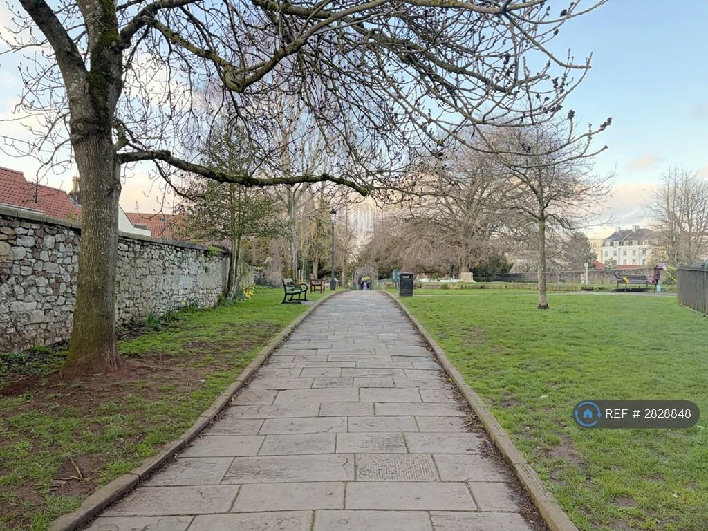 Birdcage Walk Park
