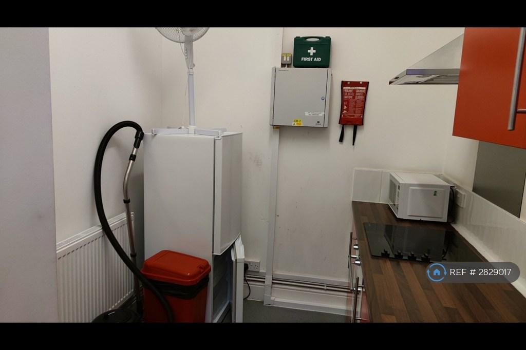 Kitchen Shared With A1