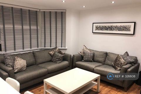 Park Court, London, N11