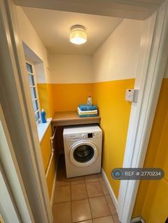 Studio to rent, Finchley Road, London, NW3