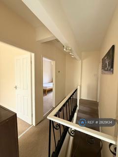 undefined, Harrogate Road, Leeds, LS19
