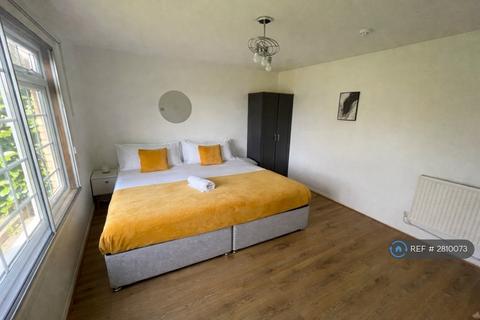 1 bedroom in a house share to rent, Cell Barnes Lane, St Albans, AL1