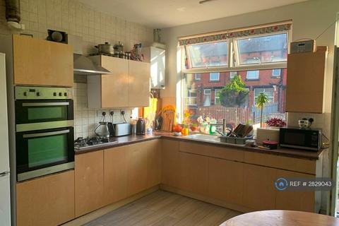undefined, Cross Flatts Place, Leeds, LS11