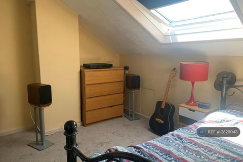 undefined, Cross Flatts Place, Leeds, LS11