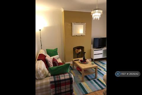 3 bedroom semi-detached house to rent, Bonnington Road, Leicester, LE2