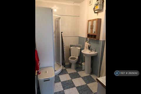 3 bedroom semi-detached house to rent, Bonnington Road, Leicester, LE2