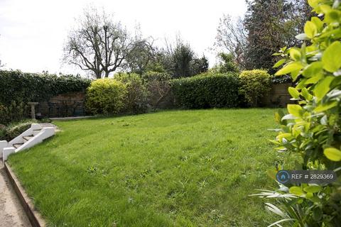 undefined, Marlborough Road, Richmond, TW10