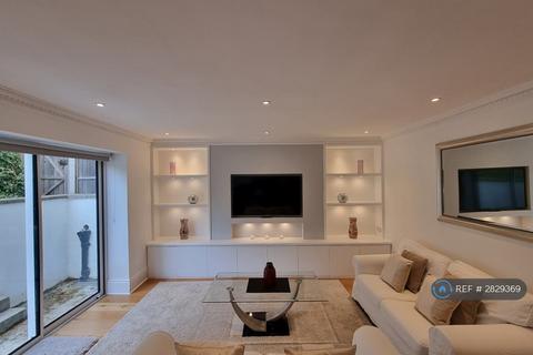 undefined, Marlborough Road, Richmond, TW10
