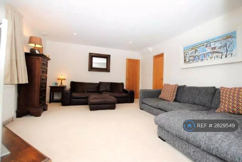Lounge 1