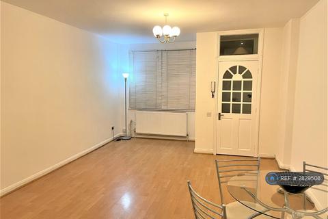 2 bedroom flat to rent, Friary Road, London, SE15