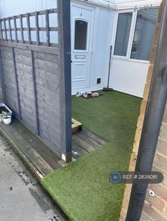 undefined, Greenway, Milton Keynes, MK17