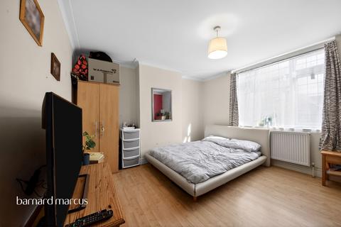3 bedroom semi-detached house for sale, Cedar Lawn Avenue, Barnet