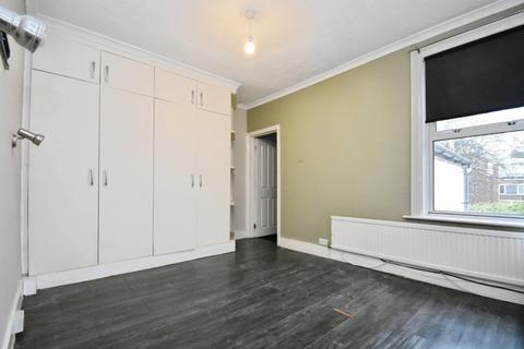 undefined, Park End Bromley BR1