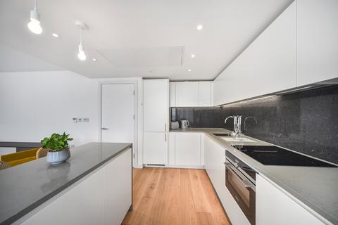 2 bedroom apartment to rent, Landmark Pinnacle, Marsh Wall E14