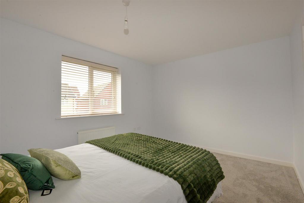 Bedroom1 2.jpg
