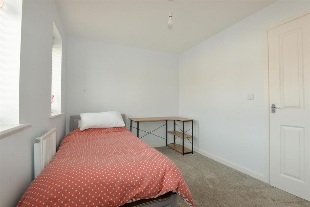 Bedroom2 2.jpg
