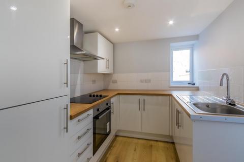 2 bedroom terraced house to rent, Andrews Road, Cardiff CF14