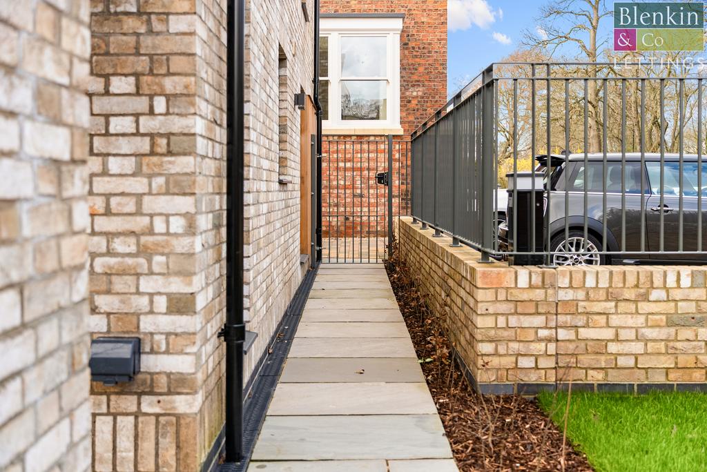 Access to Garden
