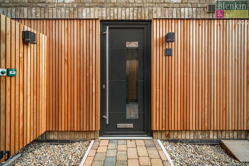 Private Entrance