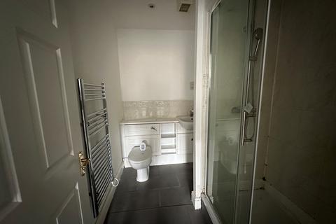 2 bedroom flat for sale, Sovereign Place, Harrow