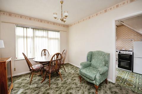 3 bedroom terraced house for sale, Abbotts Close, ROMFORD, Essex, RM7