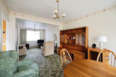 3 bedroom terraced house for sale, Abbotts Close, ROMFORD, Essex, RM7