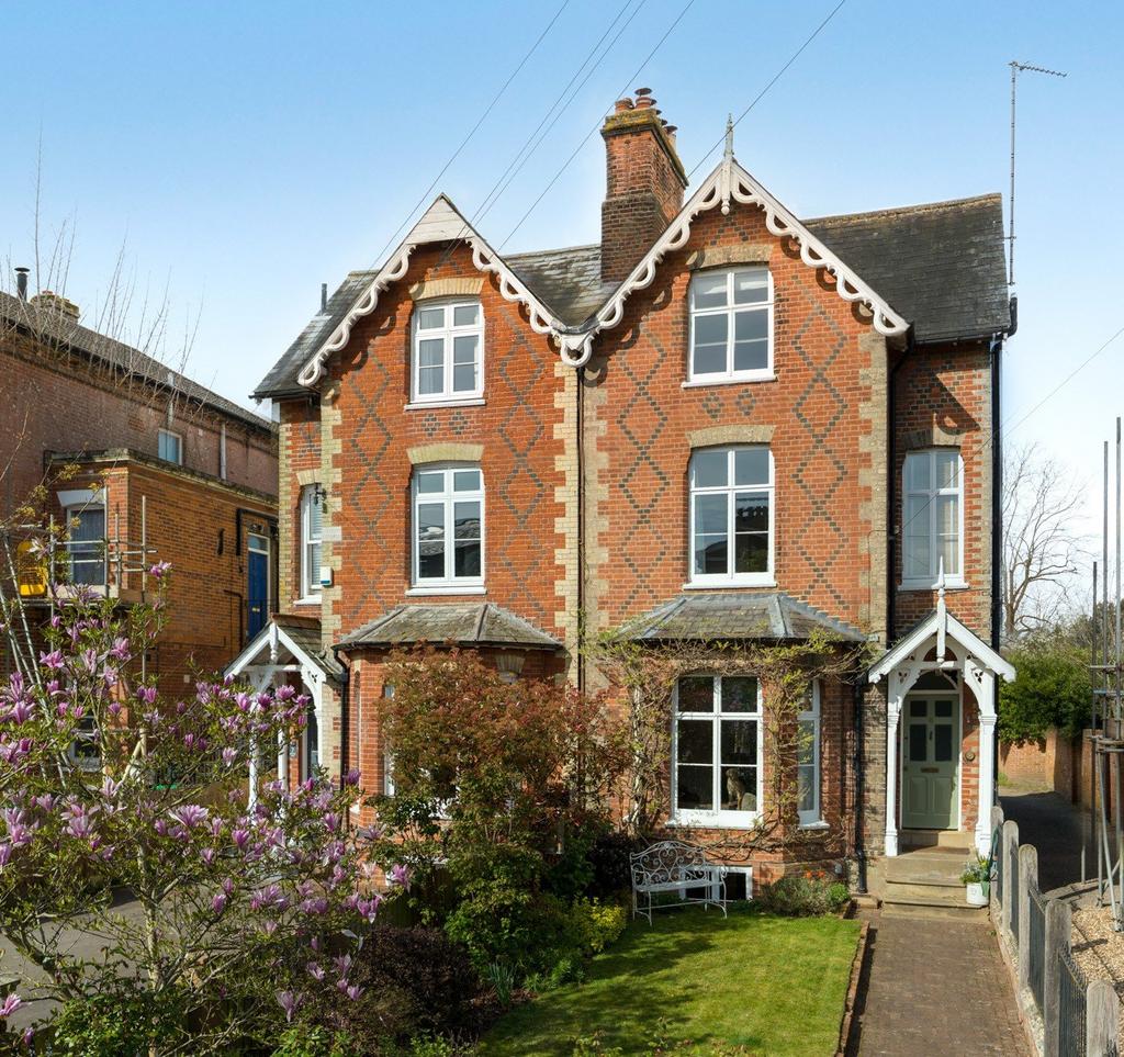 Beverley Road, Colchester CO3 5 bed semi-detached house for sale - £750,000